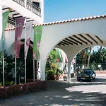 Parque Tropical 호텔 4*