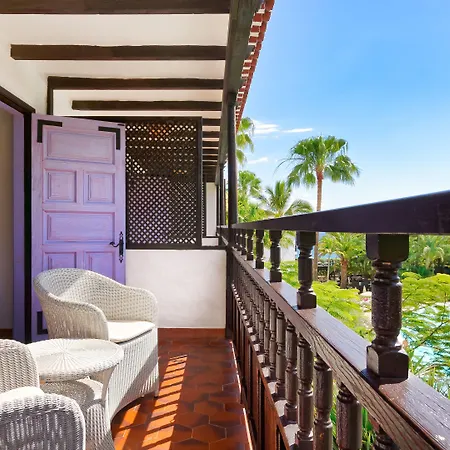 호텔 Parque Tropical 4*