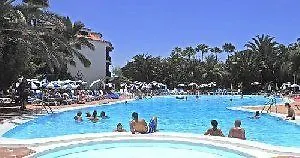 Hotel Parque Tropical