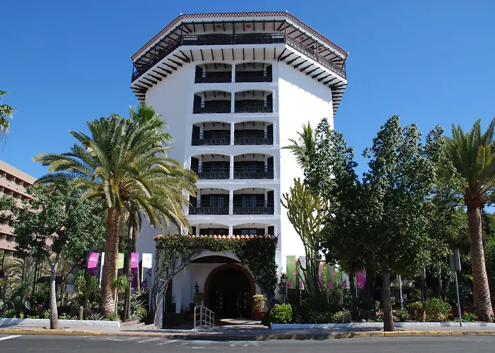 Parque Tropical Отель 4*